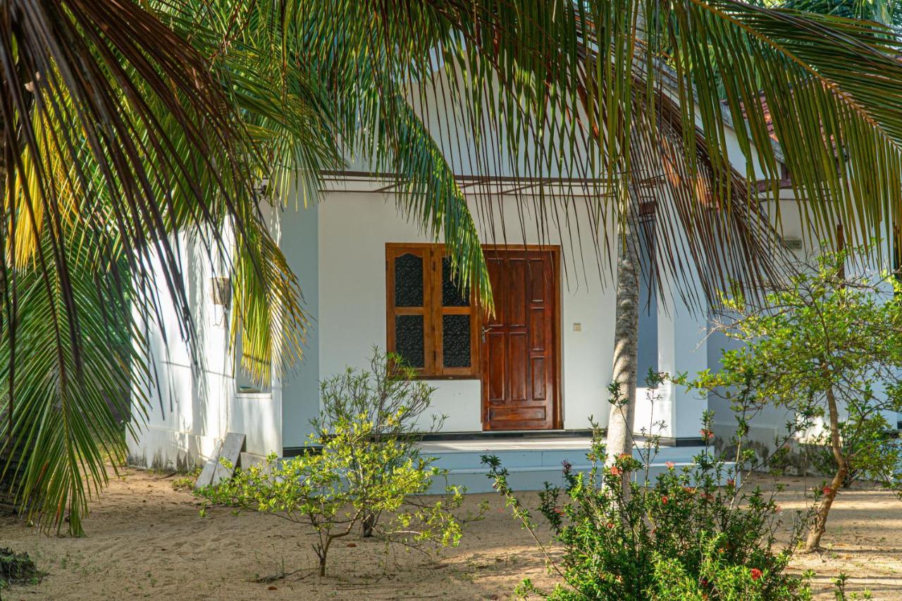 Surf & Yoga Arugam Bay Otel Dış mekan fotoğraf