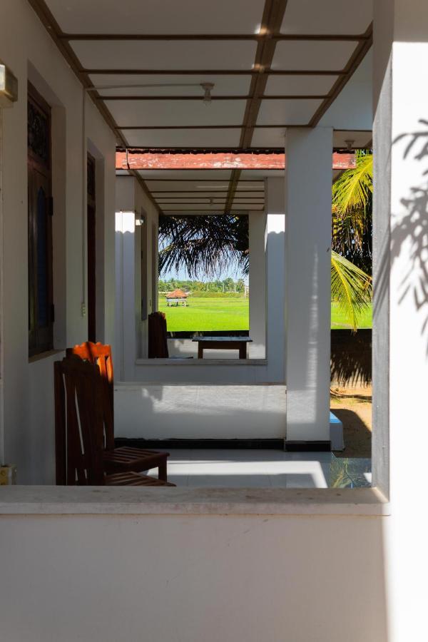 Surf & Yoga Arugam Bay Otel Dış mekan fotoğraf